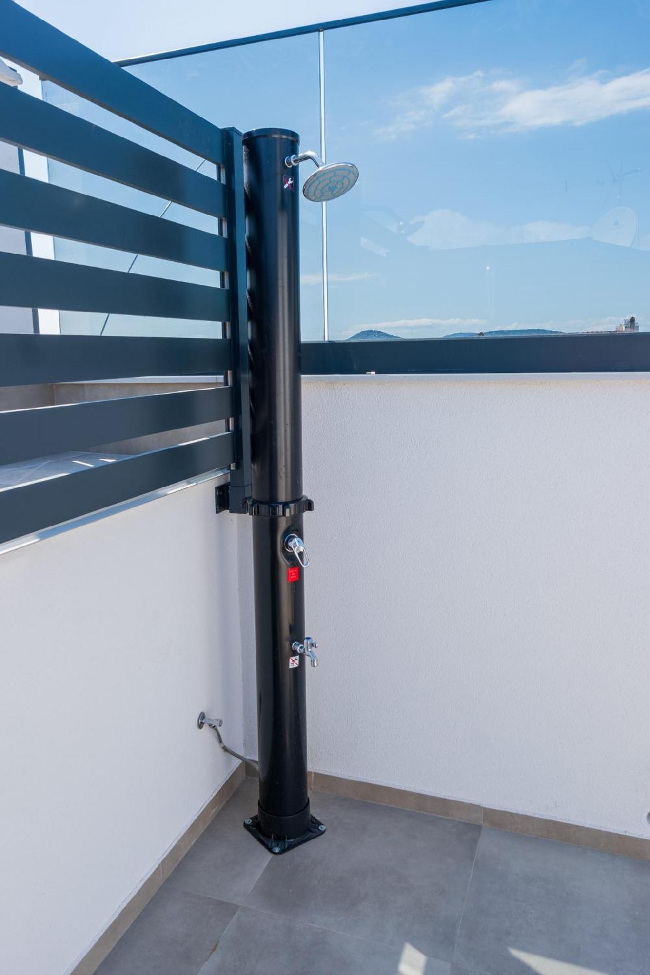 Three-Bedroom Premium Holiday Home Atmosfera With Private Pool&Sauna Vodice Zewnętrze zdjęcie