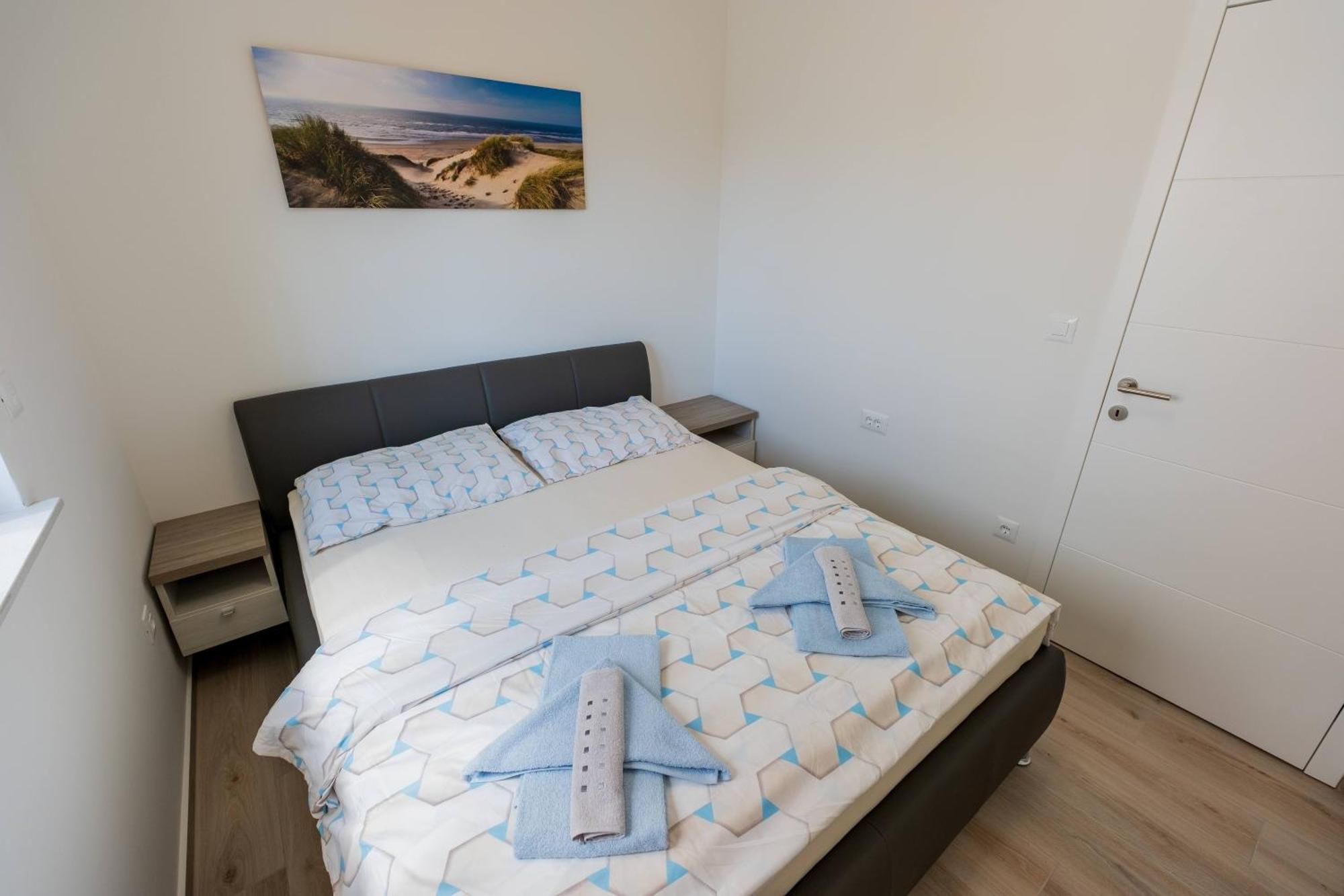Three-Bedroom Premium Holiday Home Atmosfera With Private Pool&Sauna Vodice Zewnętrze zdjęcie