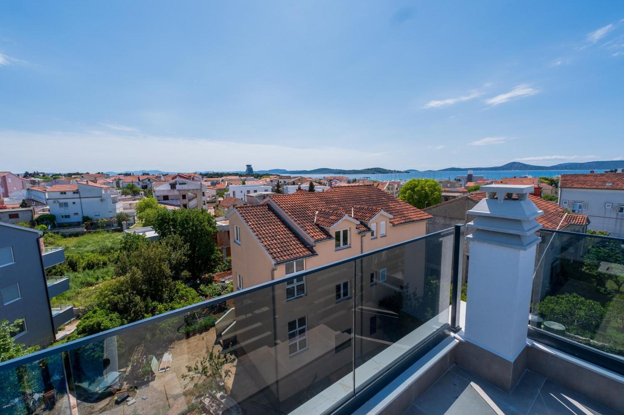 Three-Bedroom Premium Holiday Home Atmosfera With Private Pool&Sauna Vodice Zewnętrze zdjęcie