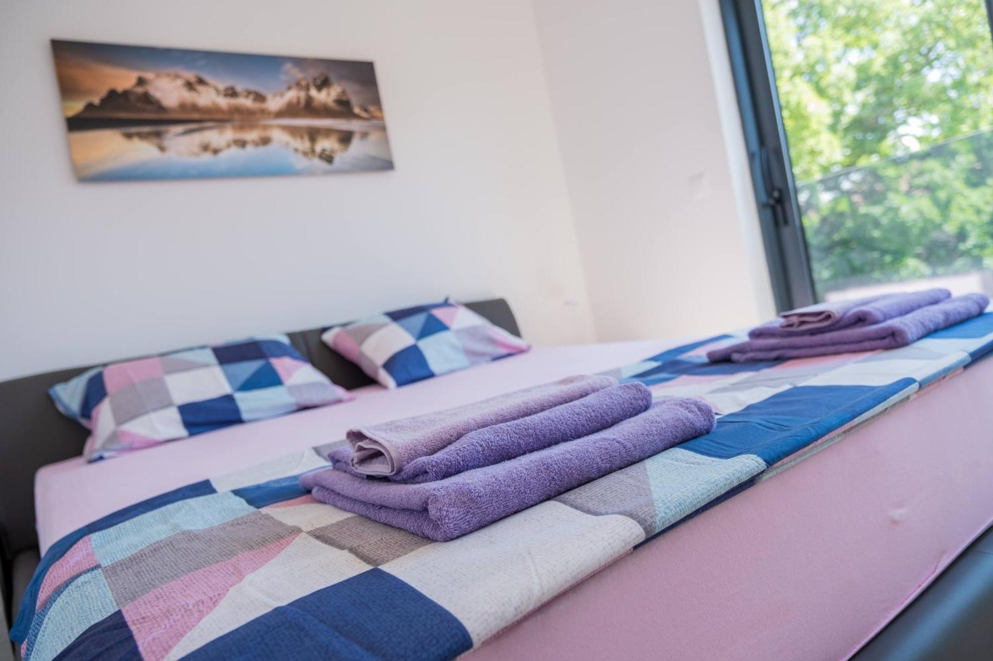 Three-Bedroom Premium Holiday Home Atmosfera With Private Pool&Sauna Vodice Zewnętrze zdjęcie