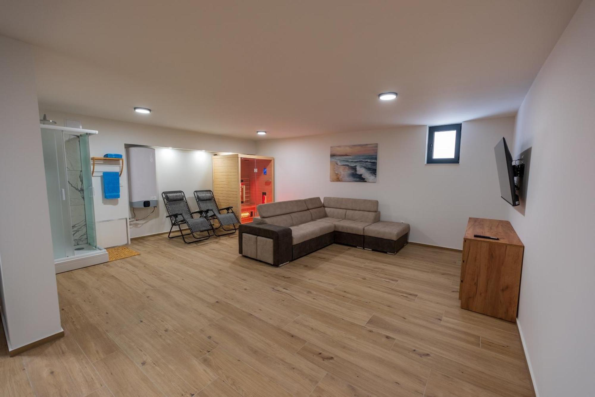 Three-Bedroom Premium Holiday Home Atmosfera With Private Pool&Sauna Vodice Zewnętrze zdjęcie